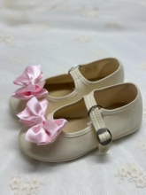 CREAM MERCEDITAS & PINK  BOW